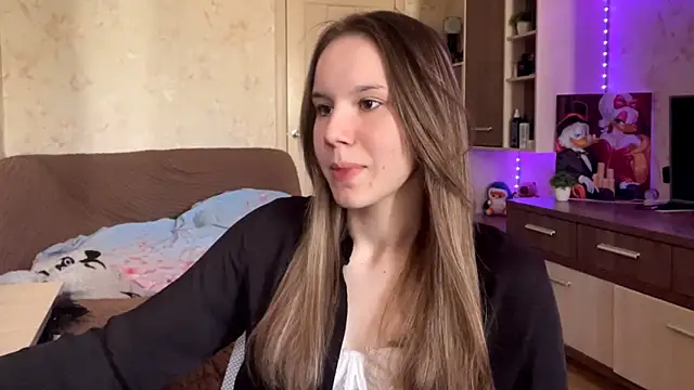 PrettyReal online show from March 15, 8:09 am