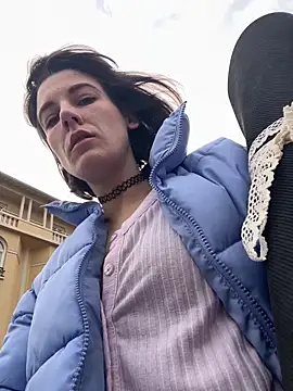 Kamorana online show from March 3, 9:59 am