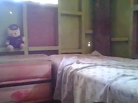 Snapshot of asian_babe1 chatting on April 6, 5:52 am asian babe1 online show from April 6, 5:52 am