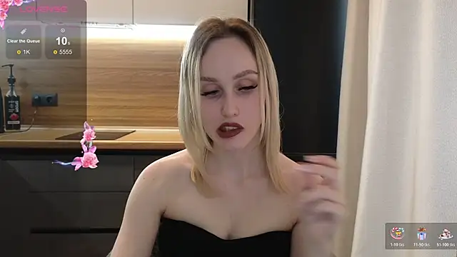 Bella Villen online show from May 6, 12:21 pm