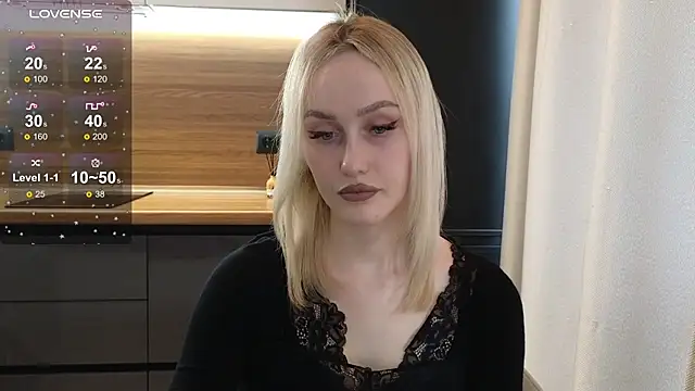 Bella Villen online show from June 10, 11:42 am