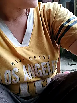 Lindxx-hot online show from April 25, 4:15 am