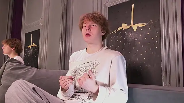 Snapshot of Mickey_Hawk chatting on March 9, 4:00 pm Mickey Hawk online show from March 9, 4:00 pm