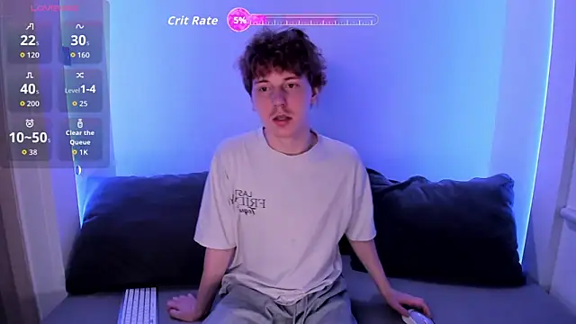 Snapshot of Mickey_Hawk chatting on April 6, 11:55 am Mickey Hawk online show from April 6, 11:55 am