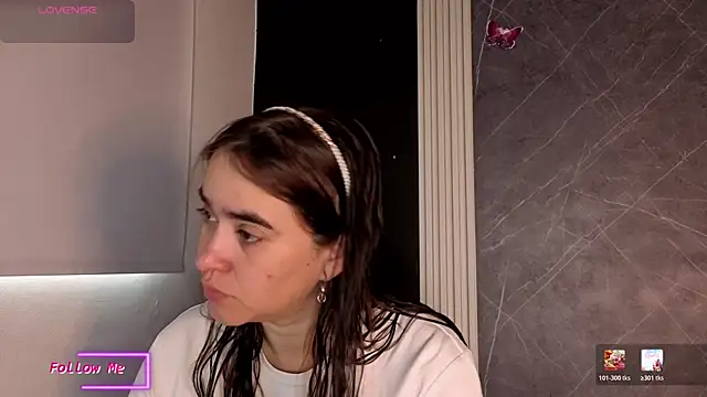 Snapshot of _VALERIAGOMEZ chatting on May 27, 12:24 pm VALERIAGOMEZ online show from May 27, 12:24 pm