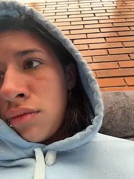 Snapshot of LilyRossi_ chatting on June 15, 12:18 pm LilyRossi online show from June 15, 12:18 pm