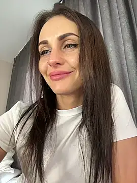 Snapshot of Flexira chatting on April 3, 6:11 am Flexira online show from April 3, 6:11 am