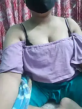 Snapshot of Nishit_pari-03 chatting on June 11, 7:56 pm Nishit pari-03 online show from June 11, 7:56 pm