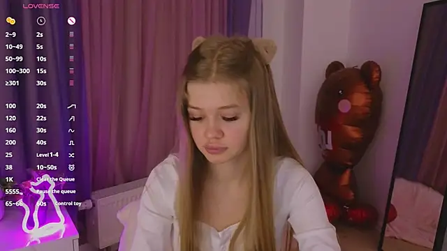 belrinaa online show from June 3, 8:58 pm