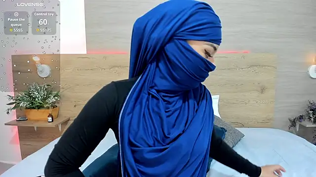  jennaa online show from March 11, 8:15 pm