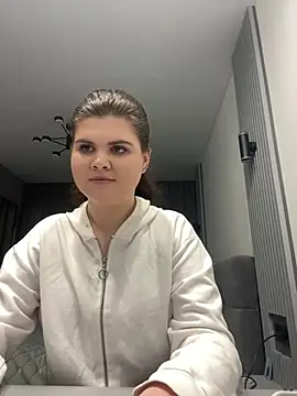 Lollipop p  online show from March 5, 6:04 pm