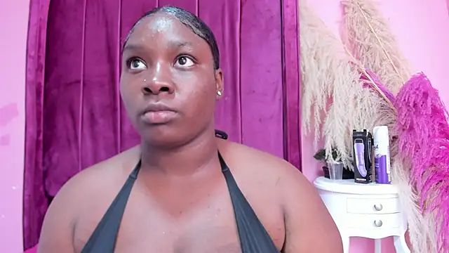 sofiarodriguez69 online show from March 11, 7:20 pm