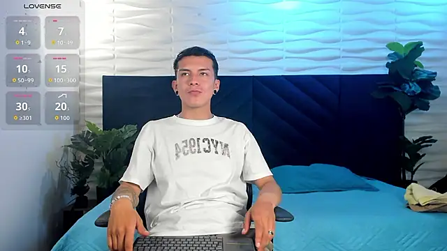 Juanse Colling online show from March 16, 8:46 pm