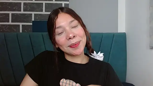 Sweet kitty 05 online show from May 5, 12:40 am