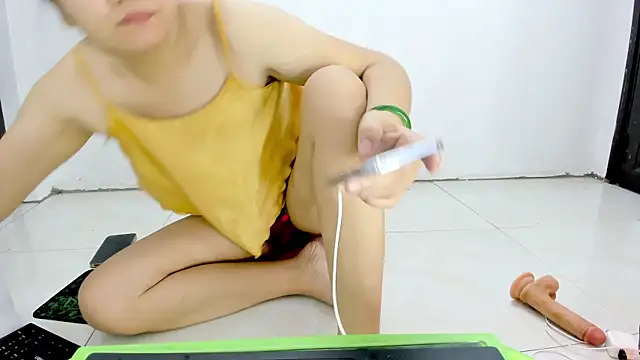 Lisa Sweet86 online show from July 19, 12:03 am