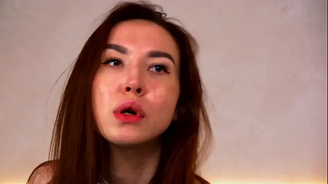 Snapshot of EmilyGray__ chatting on May 23, 6:51 am EmilyGray online show from May 23, 6:51 am