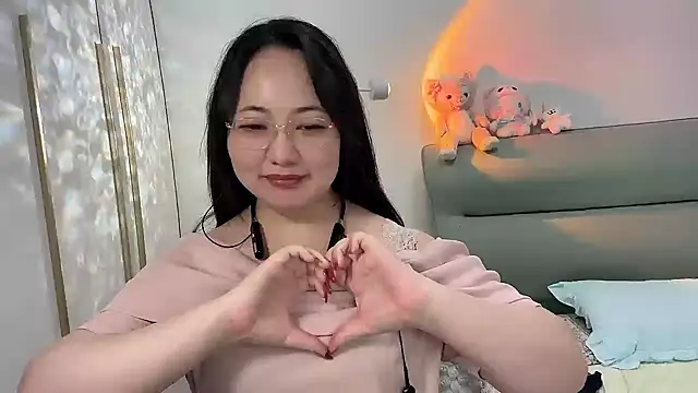 Susu-36E online show from June 17, 2:07 pm