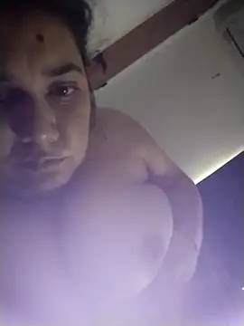 Solcitolovee online show from April 10, 11:15 am