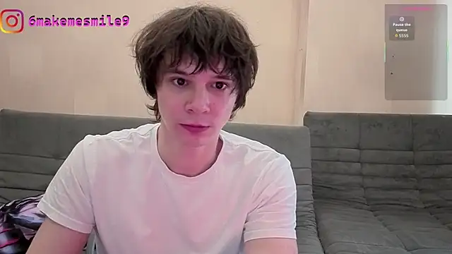 Snapshot of AnthonyCuutie chatting on August 6, 4:47 am AnthonyCuutie online show from August 6, 4:47 am