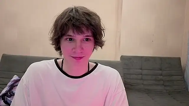 Snapshot of AnthonyCuutie chatting on August 8, 2:30 pm AnthonyCuutie online show from August 8, 2:30 pm