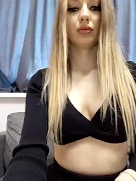 AlishaWey online show from March 13, 7:59 am