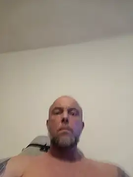Snapshot of HornyDaddyMuscle chatting on May 29, 10:30 pm HornyDaddyMuscle online show from May 29, 10:30 pm