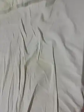 Snapshot of GloriaKariolaki chatting on March 5, 2:02 pm GloriaKariolaki online show from March 5, 2:02 pm