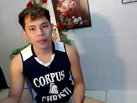 Snapshot of Baby_Maxxx chatting on May 7, 6:13 pm Baby Maxxx online show from May 7, 6:13 pm