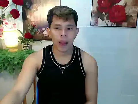 Snapshot of Baby_Maxxx chatting on May 9, 9:20 pm Baby Maxxx online show from May 9, 9:20 pm