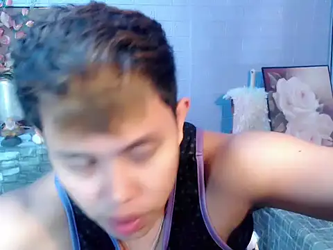 Snapshot of Baby_Maxxx chatting on May 14, 1:51 pm Baby Maxxx online show from May 14, 1:51 pm