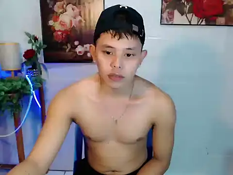 Snapshot of Baby_Maxxx chatting on June 27, 9:03 am Baby Maxxx online show from June 27, 9:03 am