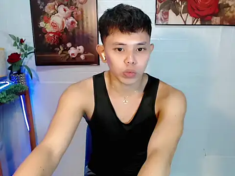 Snapshot of Baby_Maxxx chatting on July 7, 7:23 am Baby Maxxx online show from July 7, 7:23 am