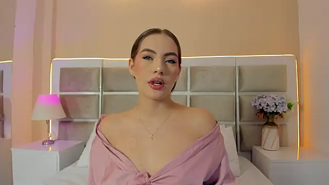 Megaan Rousee online show from March 1, 11:45 am