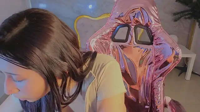 moraa s online show from March 15, 12:33 pm