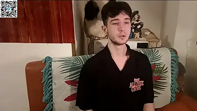  ZaneX online show from March 10, 7:52 pm