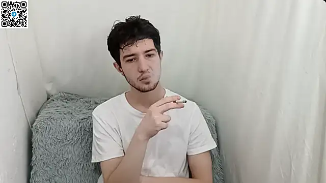  ZaneX online show from April 25, 7:33 pm