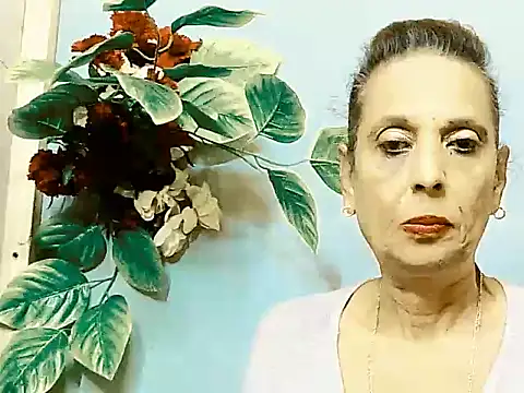 Hot queen58 online show from May 22, 6:20 am