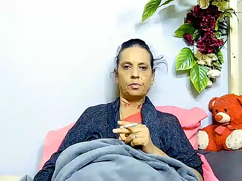 Hot queen58 online show from June 14, 5:09 am