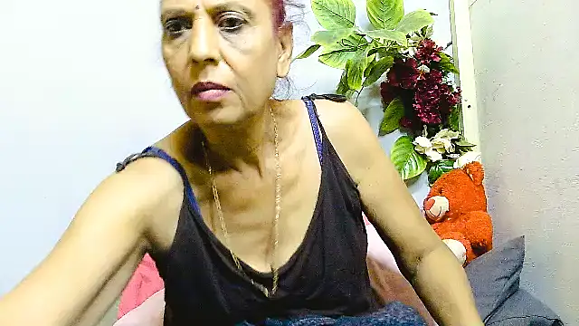 Hot queen58 online show from June 30, 6:25 am