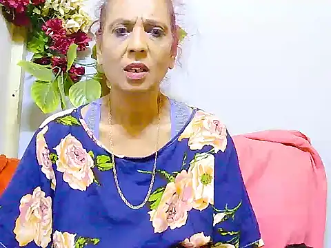 Hot queen58 online show from July 21, 5:43 am