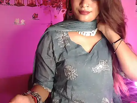 Snapshot of Niya_thakur chatting on July 20, 5:11 am Niya thakur online show from July 20, 5:11 am