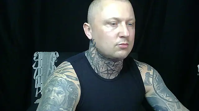 Snapshot of devilWithTats chatting on May 6, 7:57 am devilWithTats online show from May 6, 7:57 am
