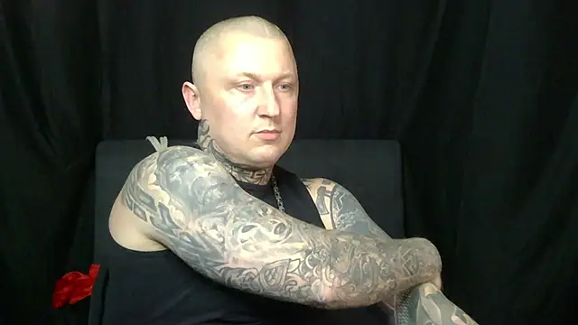 Snapshot of devilWithTats chatting on June 15, 3:36 pm devilWithTats online show from June 15, 3:36 pm