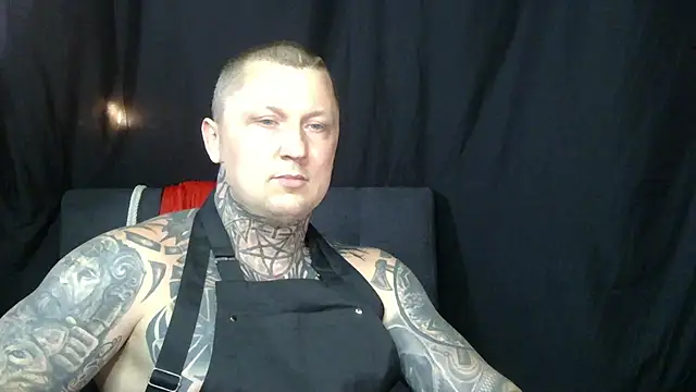 Snapshot of devilWithTats chatting on July 1, 3:45 pm devilWithTats online show from July 1, 3:45 pm