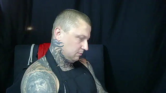 Snapshot of devilWithTats chatting on July 2, 3:40 pm devilWithTats online show from July 2, 3:40 pm