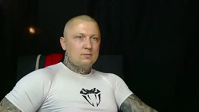 Snapshot of devilWithTats chatting on July 7, 3:49 pm devilWithTats online show from July 7, 3:49 pm