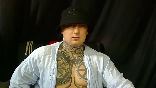 Snapshot of devilWithTats chatting on July 28, 12:48 pm devilWithTats online show from July 28, 12:48 pm