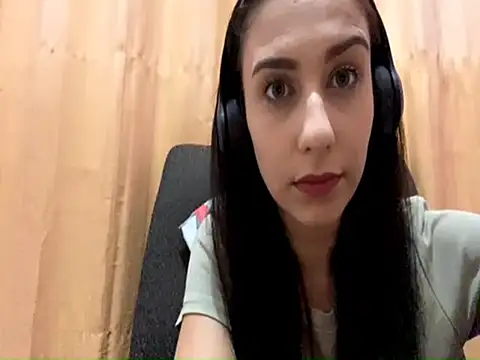 Snapshot of JessiaAllaire chatting on March 5, 12:28 am JessiaAllaire online show from March 5, 12:28 am