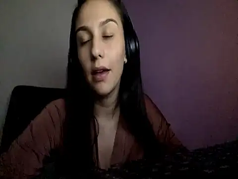 Snapshot of JessiaAllaire chatting on March 13, 1:56 am JessiaAllaire online show from March 13, 1:56 am