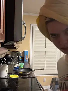 Rainsworld420 online show from March 4, 1:22 am